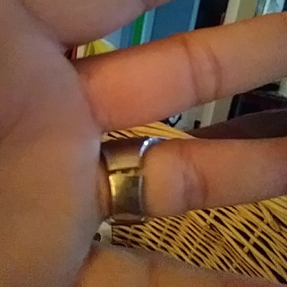 Rhinestone ring - Picture 2 of 2